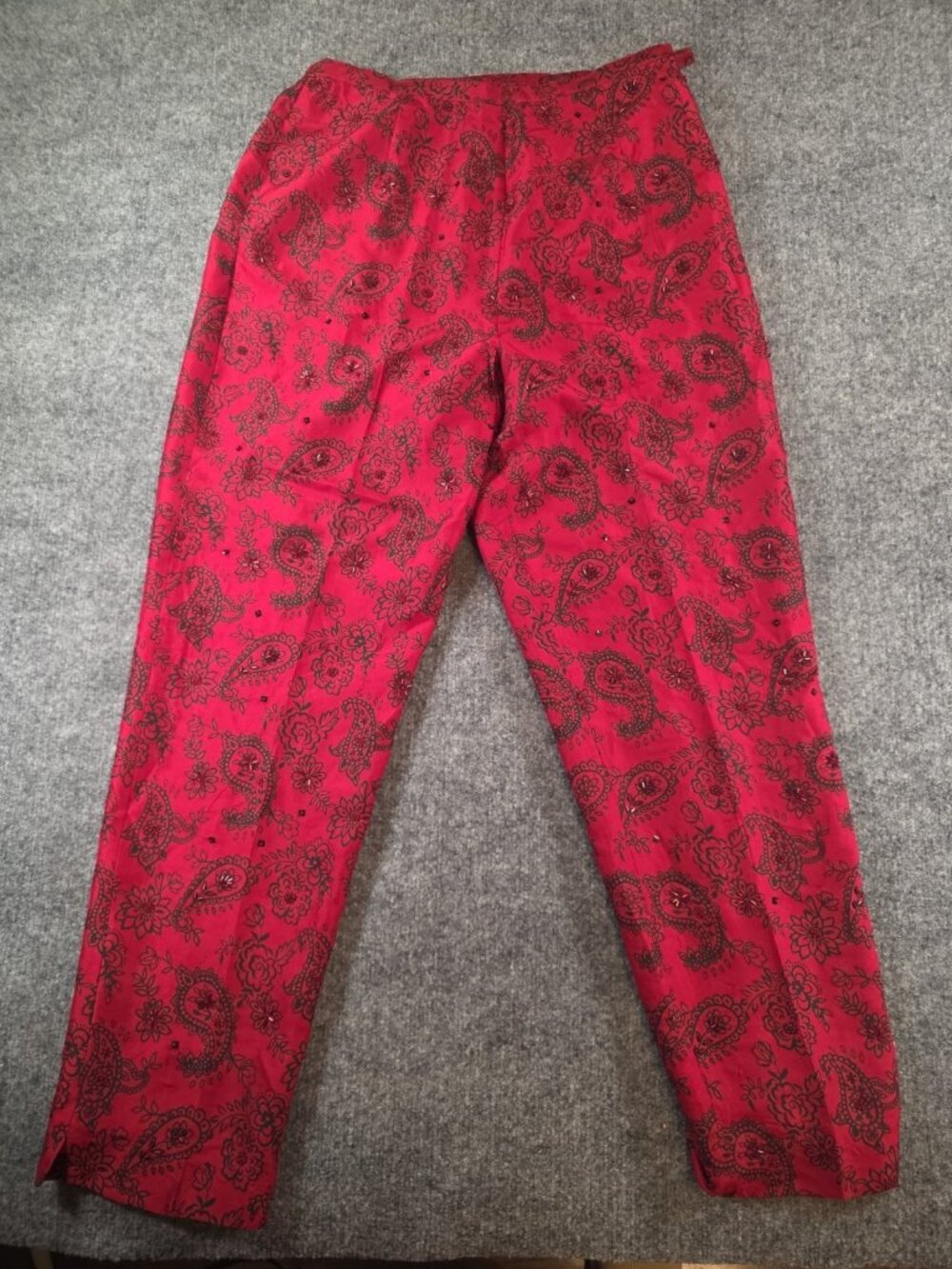 Silkland Women's Size 10 Red Paisley Embroidered Ankle Dressy Pants